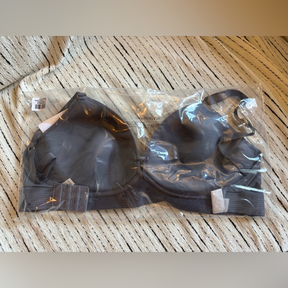 Lively Spacer Bra in Smoke, 32DDD - Picture 7 of 9